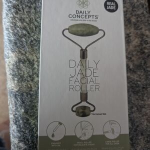 Jade Roller